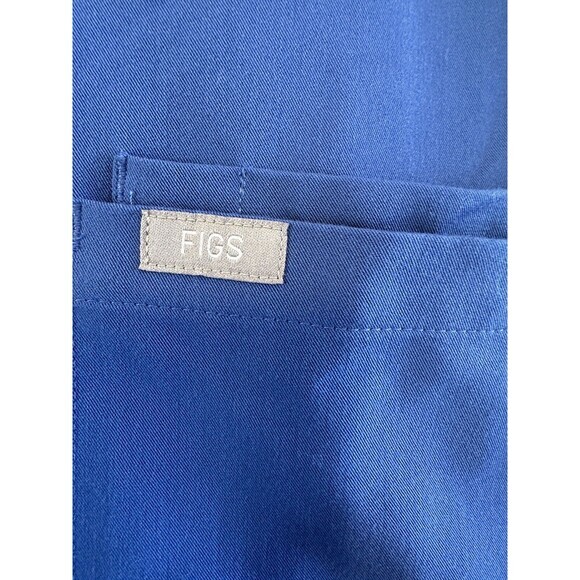 Figs Technical Collection Men’s Leon 3 Pocket Scrub Top in Medium - Picture 3 of 7